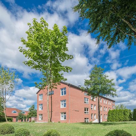 Taba Hotel Kellinghusen Экстерьер фото