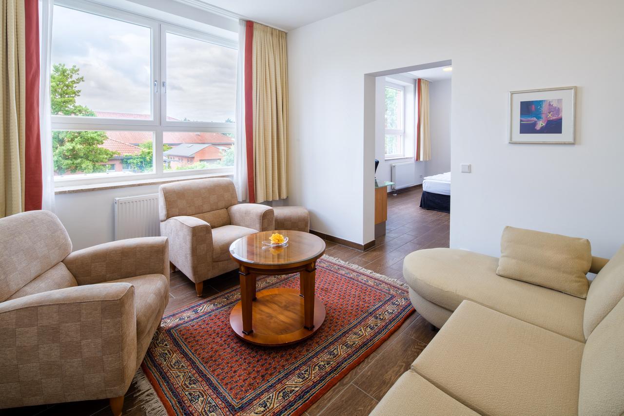 Taba Hotel Kellinghusen Экстерьер фото